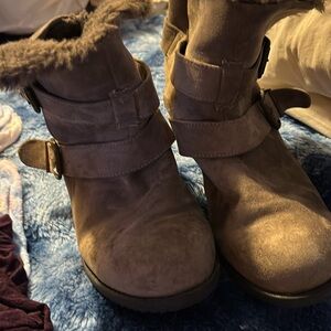 Size 8 shoe narrow footed